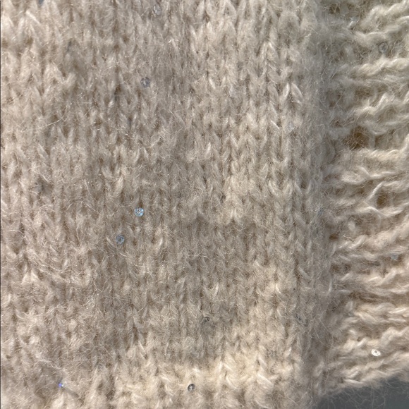 Handmade never worn Cream Knit Women's cardigan - Picture 3 of 6